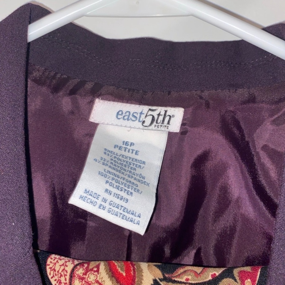 Purple blazer and floral pencil skirt - Picture 3 of 8